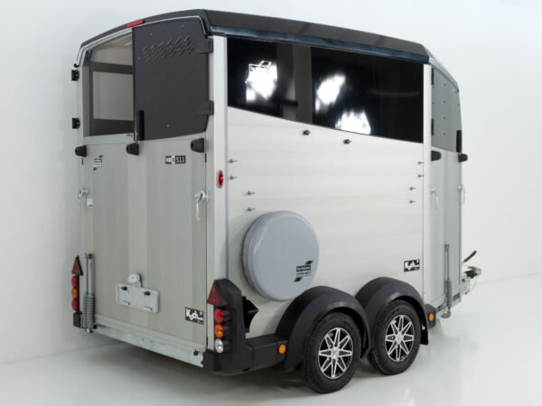 Remorque à chevaux Ifor Williams HBX 511 | sortie avant | nouveau modèle | noir